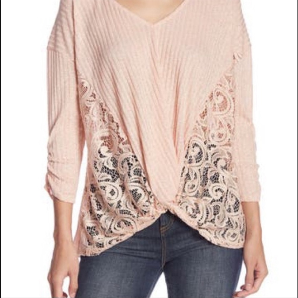 ‼️CLOSET CLOSING‼️NWOT Pink Crocheted Lace Gathered Hi-Lo Top